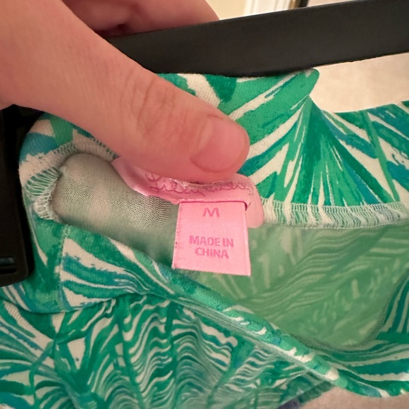 Lilly Pulitzer size 6 - Picture 3 of 3